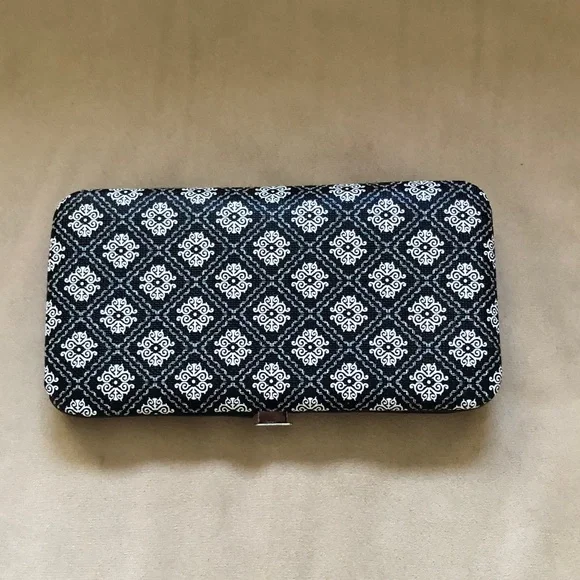 - Manicure Set - Picture 7 of 11